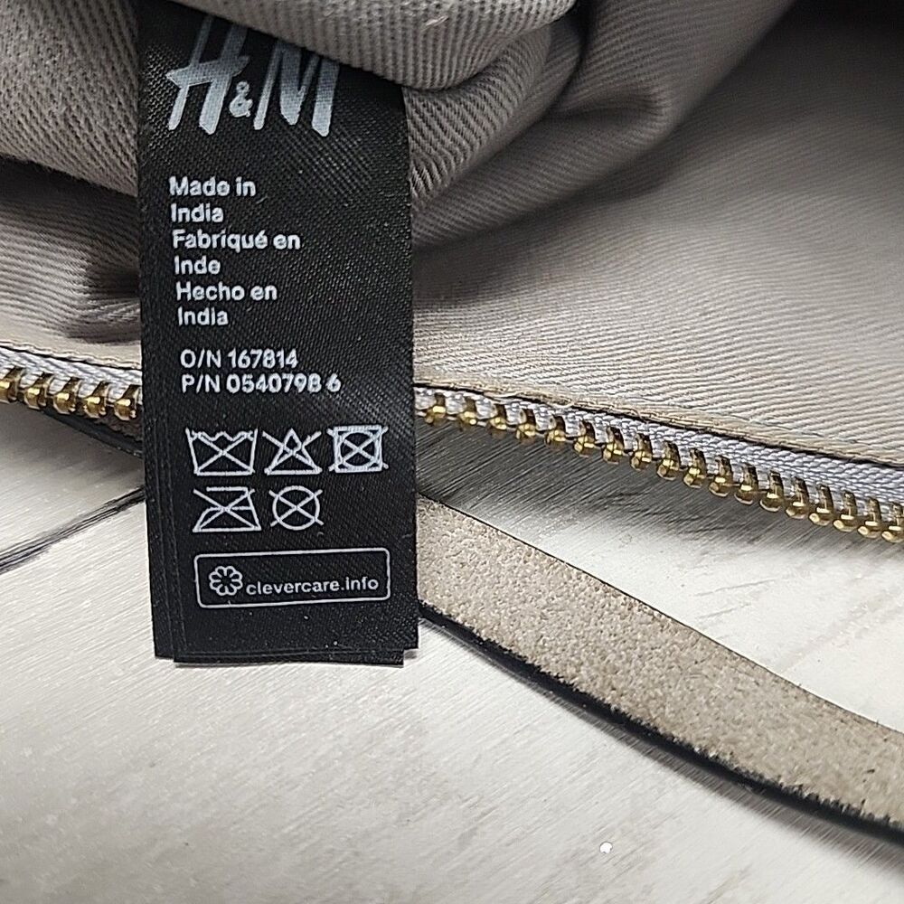 H&M Gray 100% Suede Shell Crossbody Bag Leather  Purse Small Travel - Picture 4 of 14